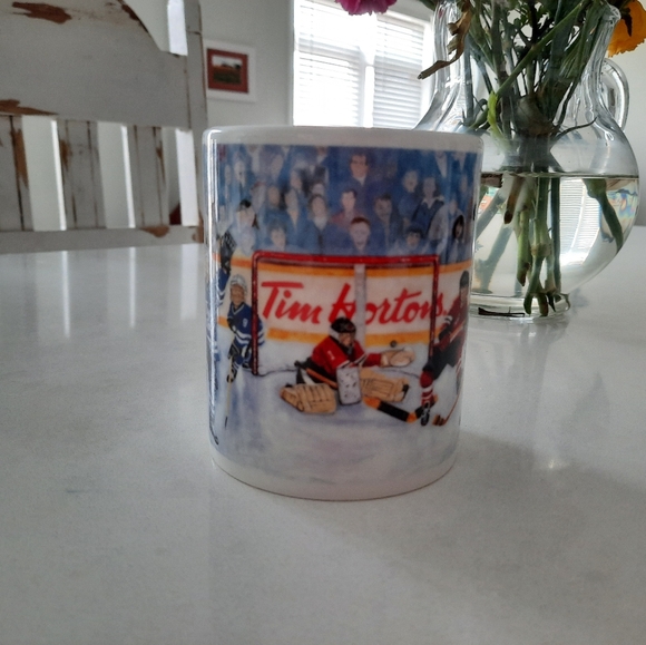 Tim horton coffee cup winning gold - Picture 4 of 6